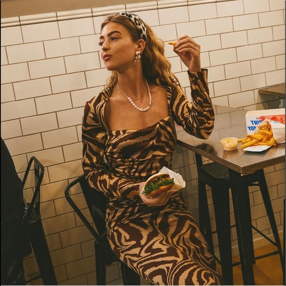 🔥GANNI Silk stretch midi dress - Picture 3 of 11